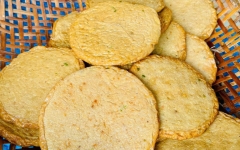 Chả Cá Làm Từ Cá Gì? Cách Nhận Biết Chả Cá Ngon